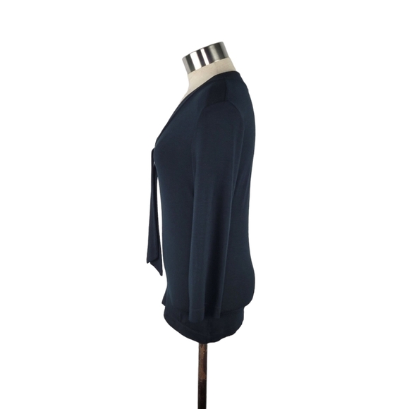 Banana Republic Vtg Black 3/4 Sleeve Stretchy Modal V-Neck Tie Front Top Size S - Picture 3 of 8